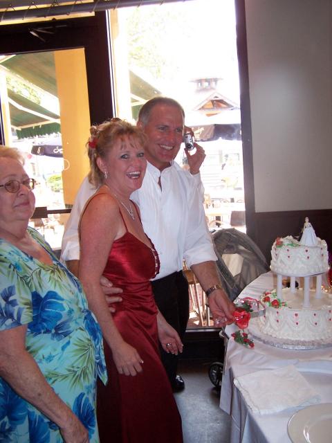 MOM, BRIDE AND GROOM