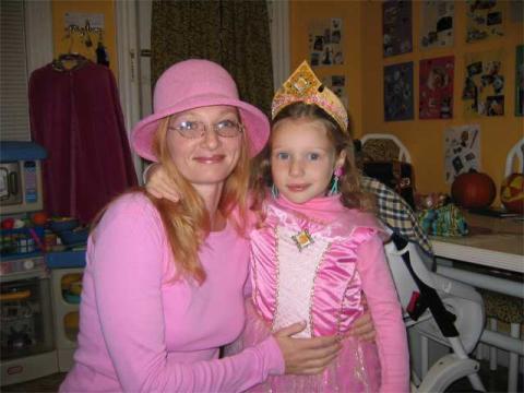 Haley and Danielle Halloween 2004