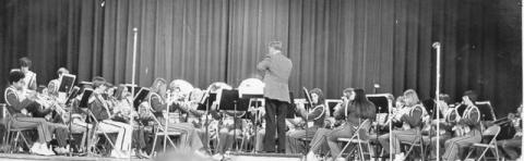 NHS Band 1974/75