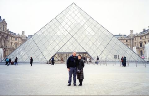 ext Louvre L&C017