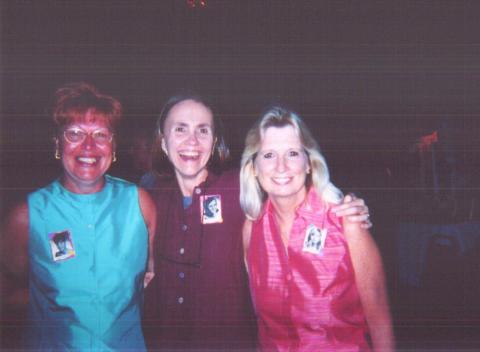 Sue, Rebeca and Carol
