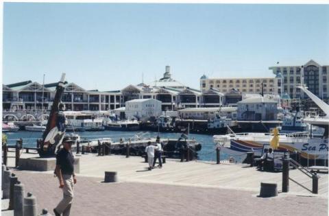 Victoria Warf Mall, Cape Town Feb2002