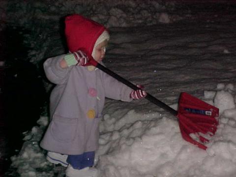 Alyssa-Snow-Jan 2003