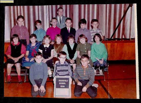 Roosevelt Elementary School Class of 1968 Reunion - Roosevelt Public School