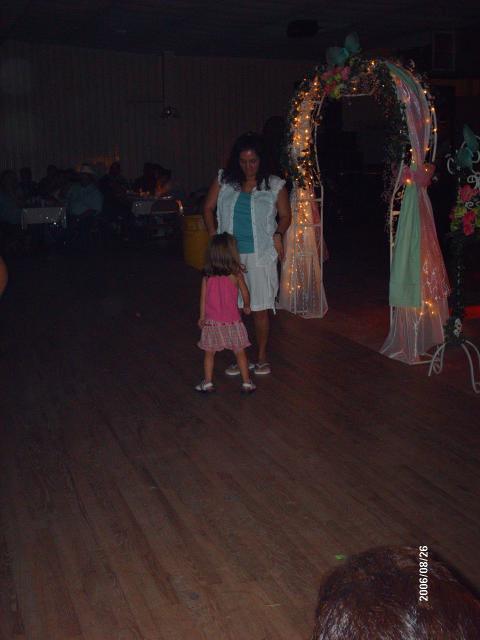 Seaira & Mommy Dancing