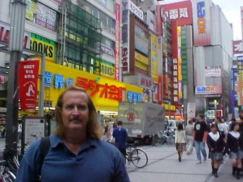 Eric_Akihabara_Tokyo_2002