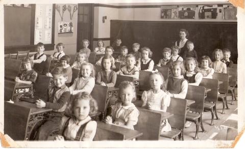 Grade 1....1951-52  That's me up front.