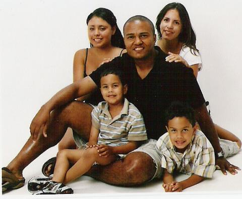 Dianna Vargas-Hicks and Family