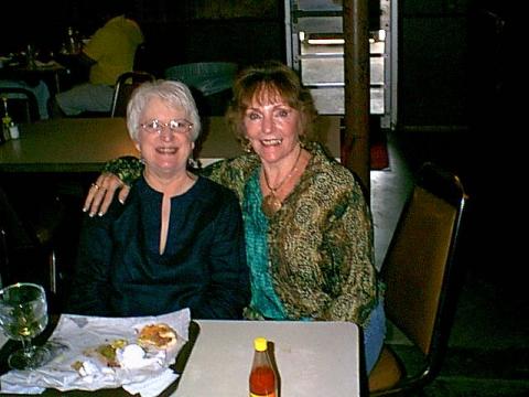 Linda Kay & Lois