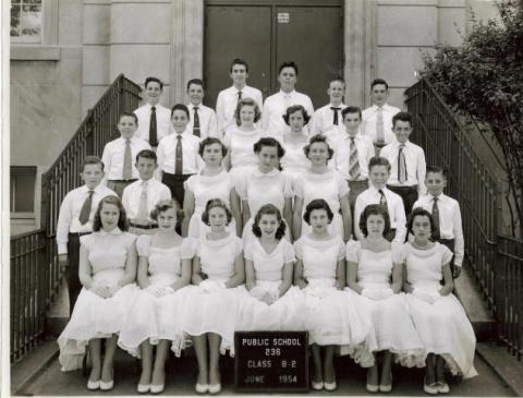 1954 Grads