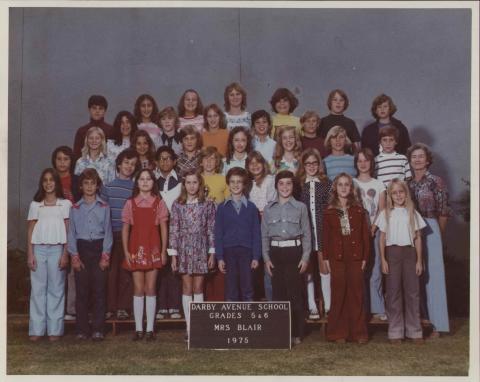 Class pictures 1971-1975
