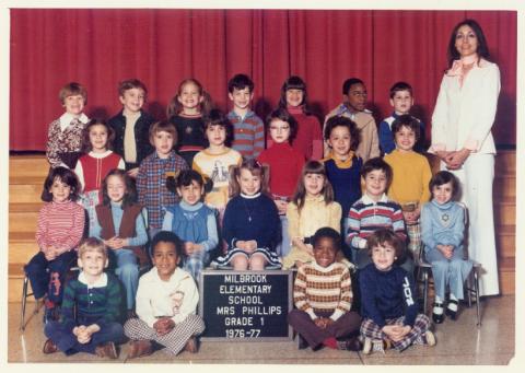Mrs. Phillips Class, Grade 1 (1976-1977)