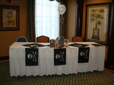 Aumni table in lobby at reunion 039