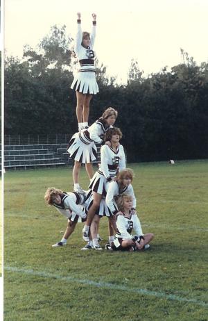 cheerPyramid