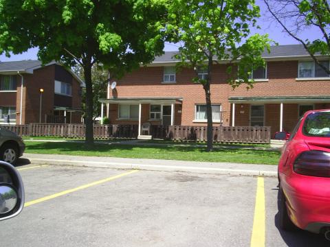 27 Cather Cres...the old homestead