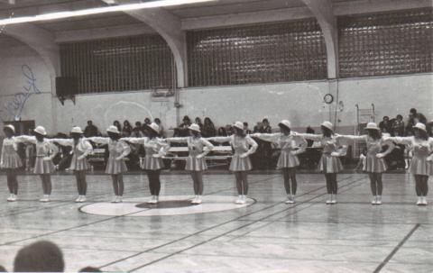 Zwei HS Drill Team