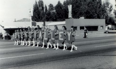 Banner Carriers '73