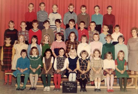 Grade 4 Mrs.Perry 1966-1967