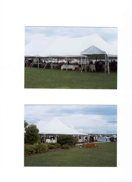 Tent_on_the_lake