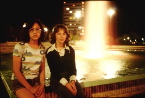 Gladys & Maria time exposure by fountain