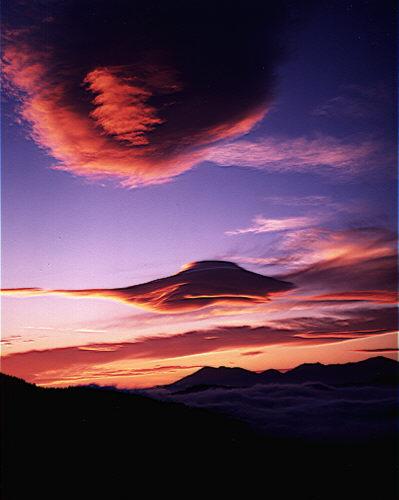 evening cloud, home