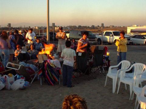 2004picnic beach party 2