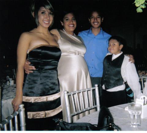 Vanessa Vallejo's family