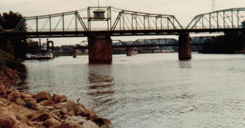 Putnam Bridge