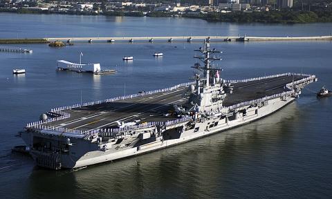 2005 Pearl Harbor USS Lincoln and USSArizonaCVN76 (2)
