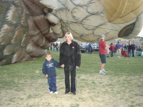 Mommy&Michael at Air balloon races 9-06