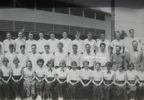 La Canada Junior High School Class of 1952 Reunion - Class of 1952