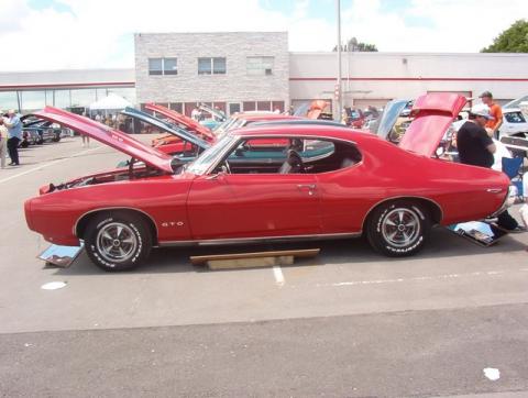 1969 GTO CAR SHOW