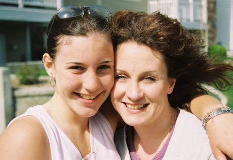 JEN AND MOM