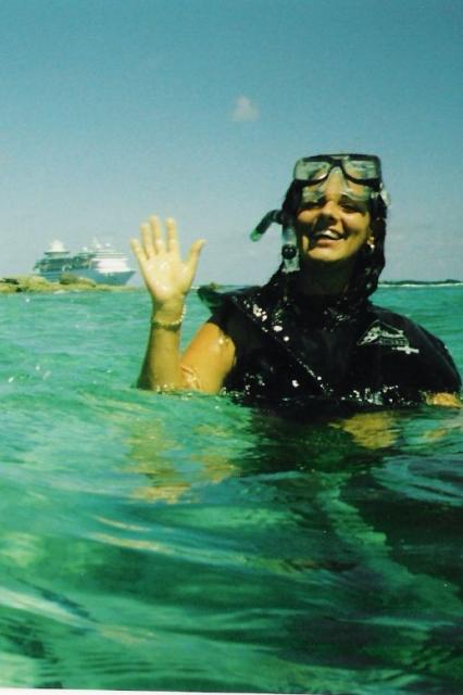 SNORKELING IN BAHAMA