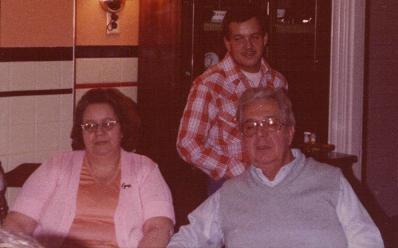 Mom Grandpa Williams &Me 1978