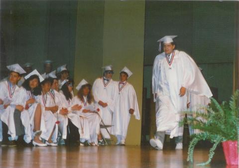1988 June - Graduation 009