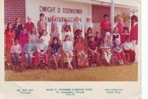 Miss Singeltary's 4th grade class '72  