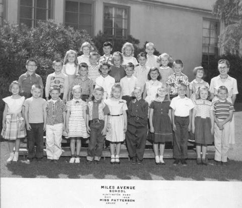 2nd Grade Class (May 1958)