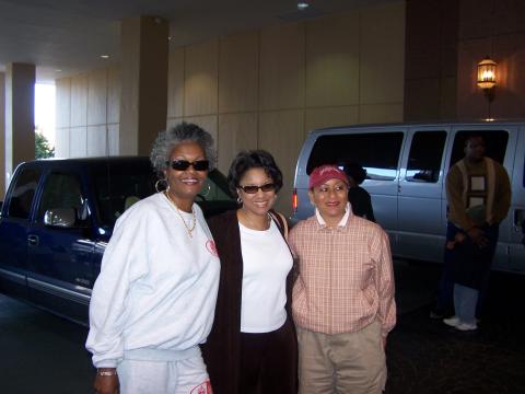 Diane, Evelyn & Nett