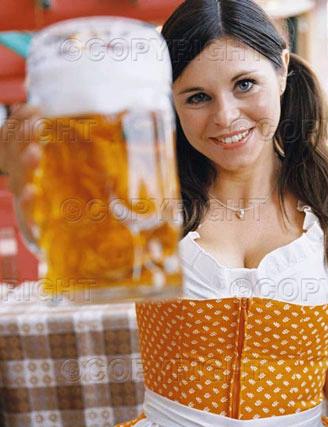 Beer Sevrice Frau
