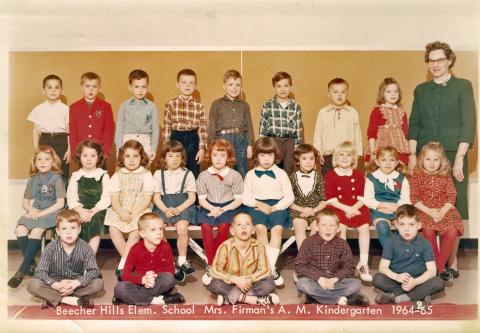 I'm on the 2nd row- 4th from left
