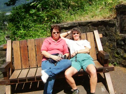 me and my BFF on vacation in oregon