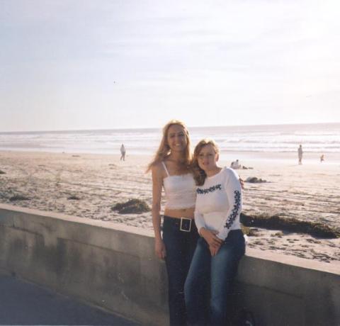 Kelly ('89)(right)