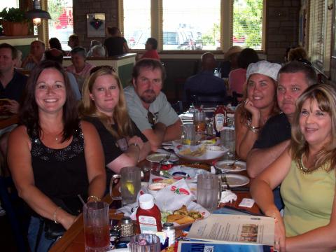 The crew at Chili's.