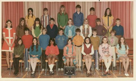 Class Photos 1968 to 1971
