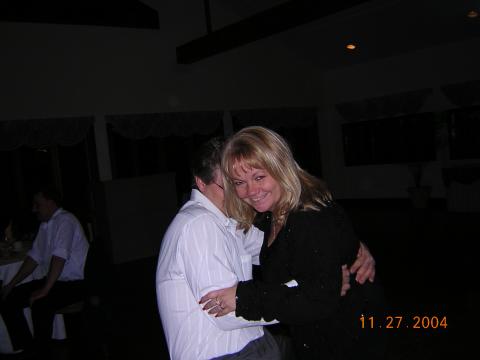 Stacy Tindall & Rich (on the dance floor)
