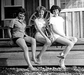 Dianne Raines, Libby & Barbara Clift