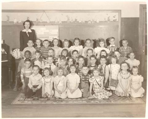 MRS VANDERGRIFT 1ST GRADE 1948