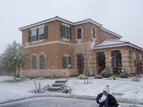 our house in VEGAS snow