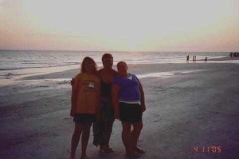 Tina,Carissa & Danielle Apr 05 Sunset Anna Maria Island